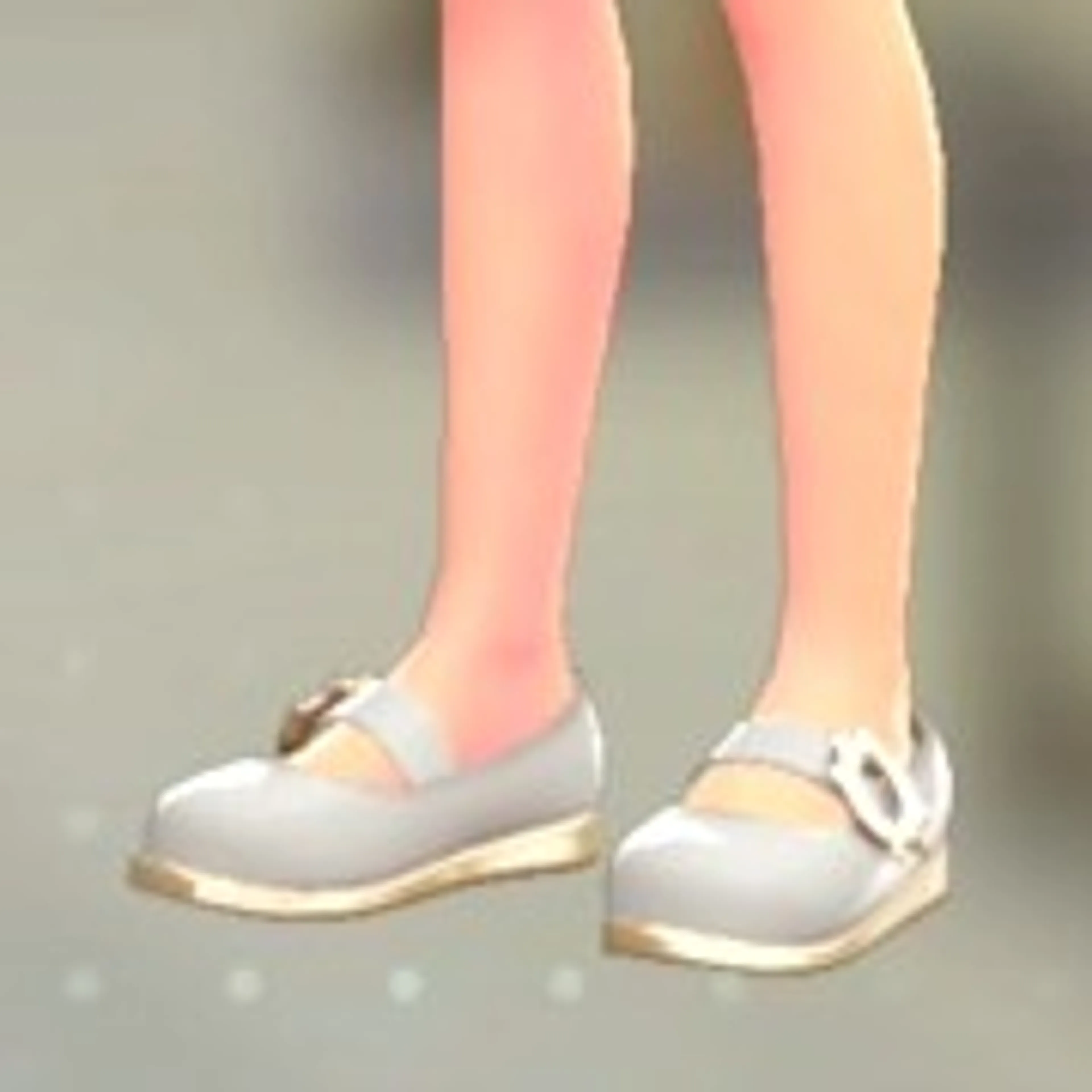 アクセントストラップパンプス - シルキーホワイト