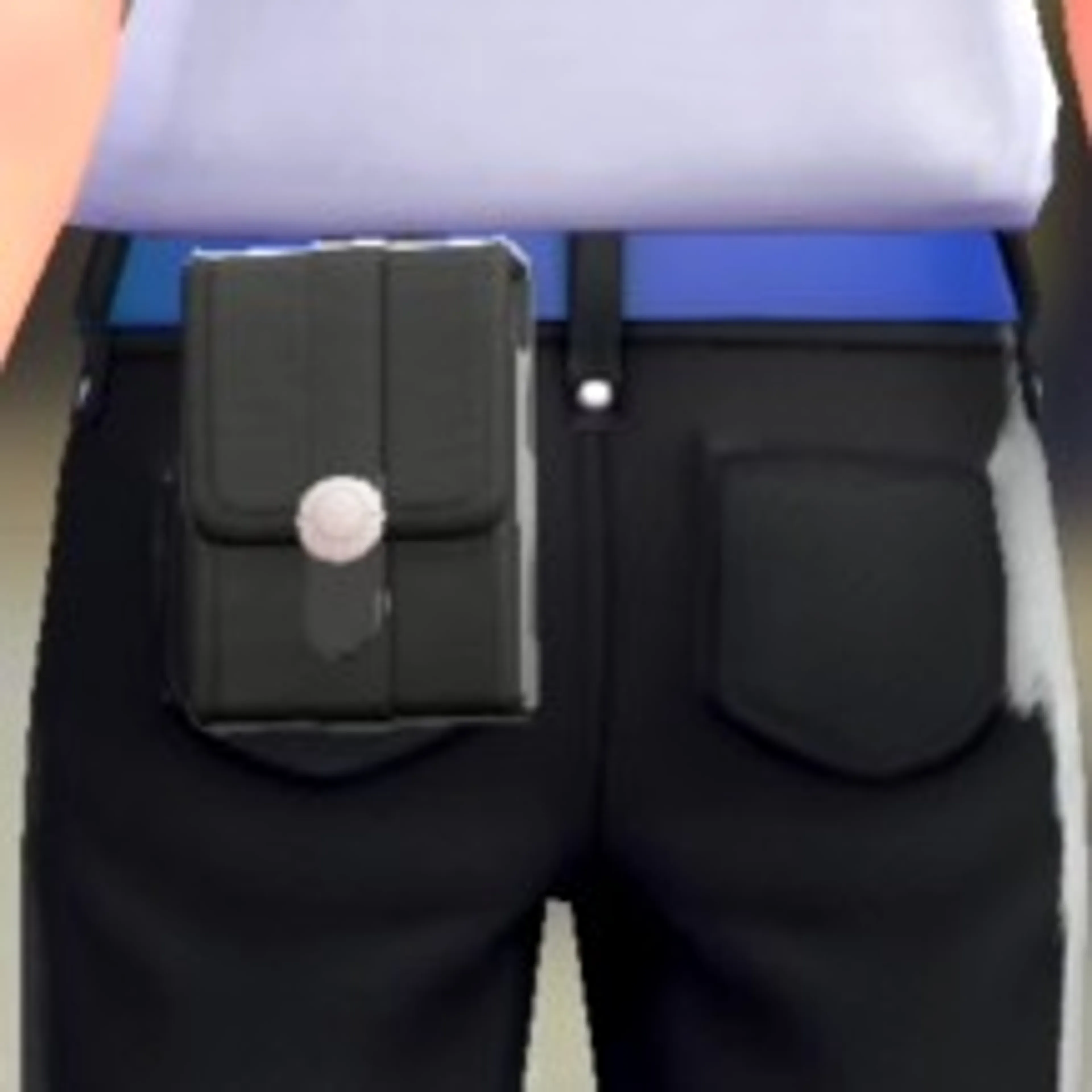 レザースクエアポーチ - ビビッドブラック