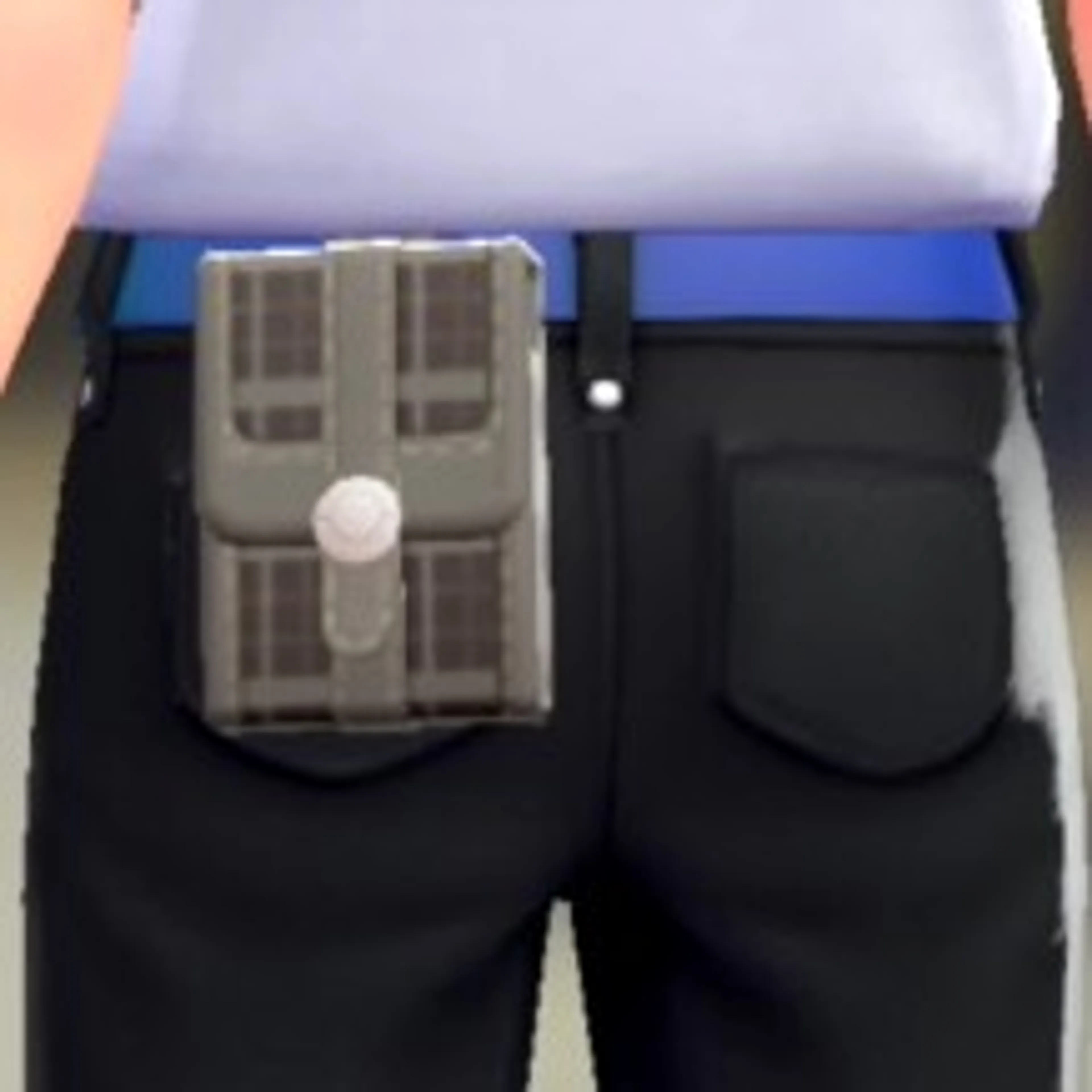 チェックがらスクエアポーチ - ブレイブリーブラウン