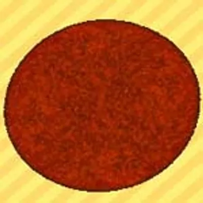 あかいろのまるいラグの画像