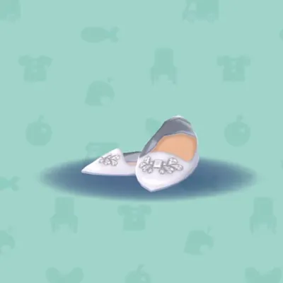 ビジューつきパンプス・ホワイトの画像